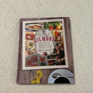 Eat Like a Gilmore: An Unofficial Cookbook for Fans of the Gilmore Girls Revival